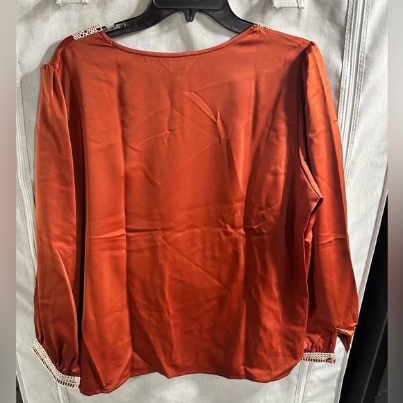 Women’s Solid Lace Long Sleeve Loose V Neck Smocked‎ Puff Blouse Size Large - Picture 7 of 7